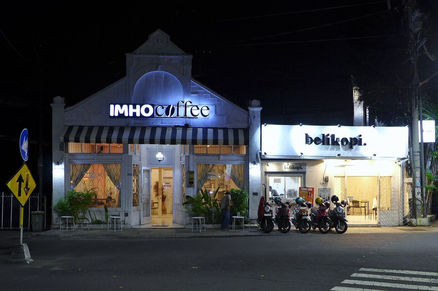 Seni Pagi Santai di Hari Hujan Bogor